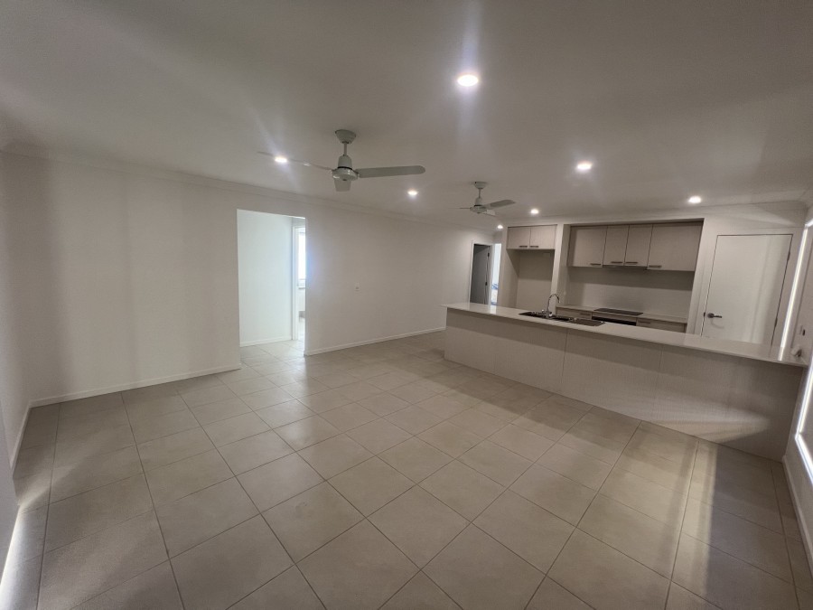 Property For Rent in North Ipswich