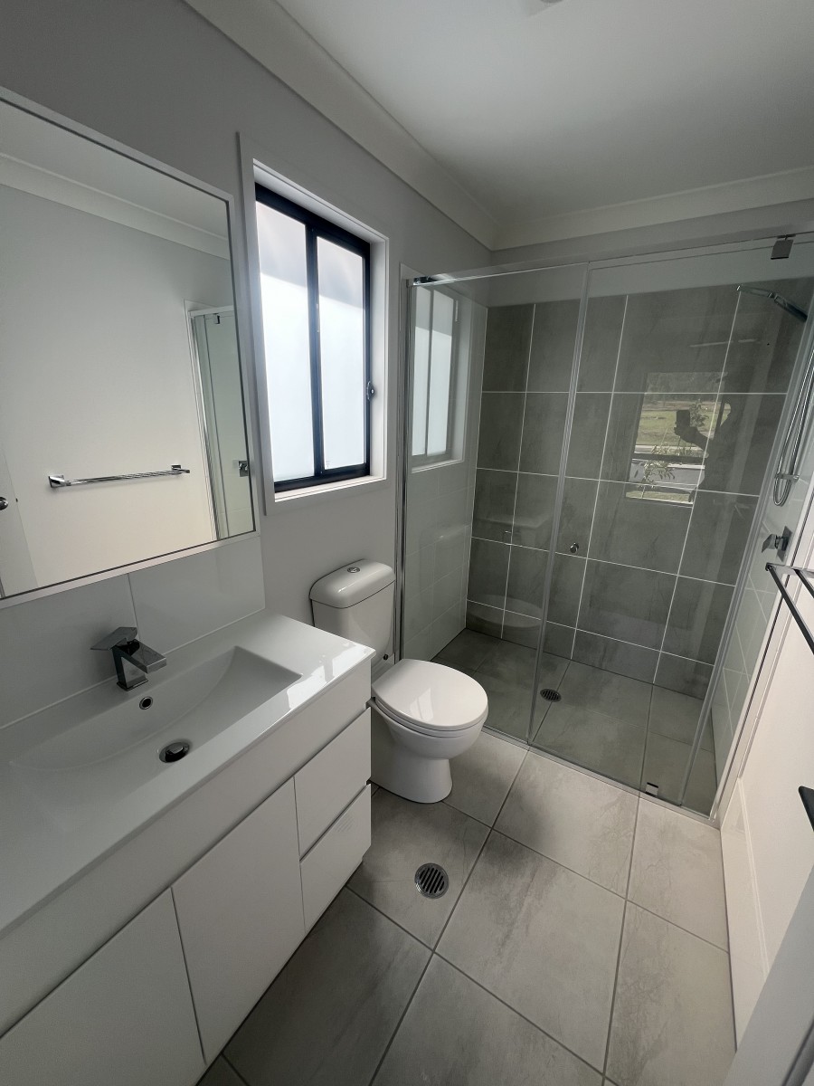 Real Estate in Deebing Heights
