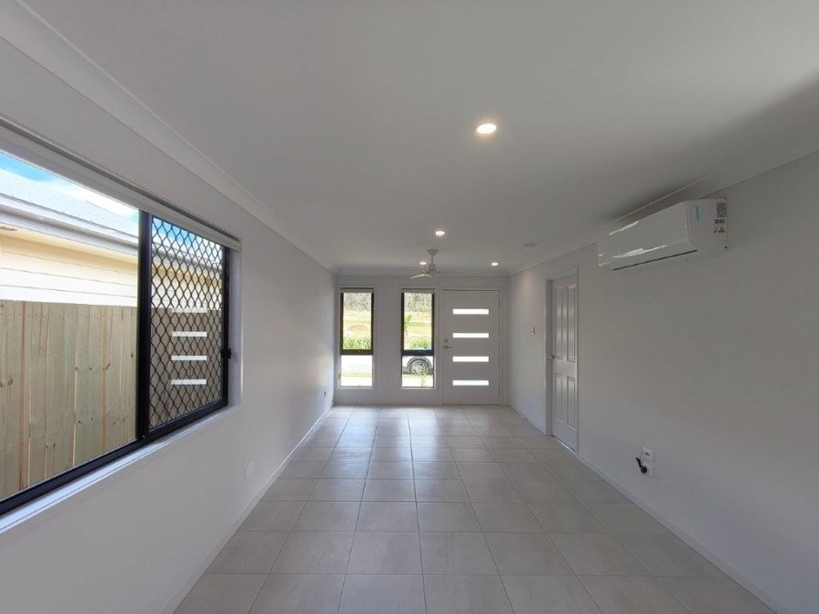 Real Estate in Deebing Heights