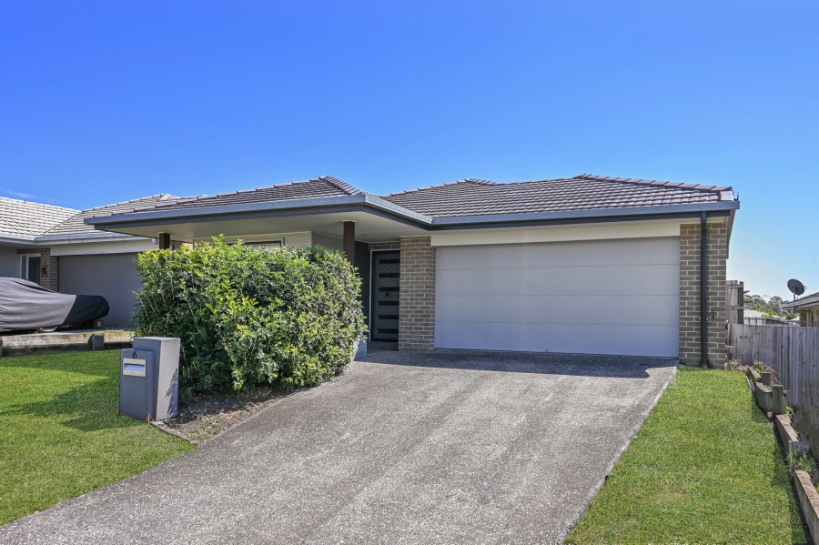 Real Estate in Ormeau