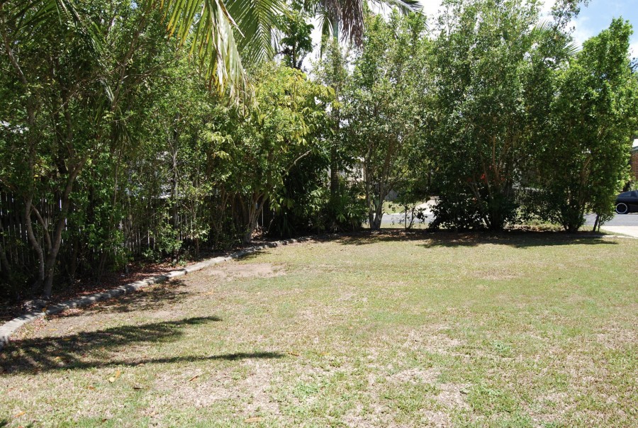 Real Estate in Glenella