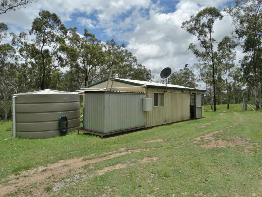 Real Estate in Lowmead