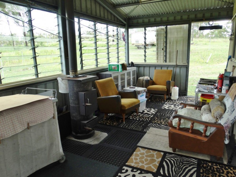 Real Estate in Lowmead