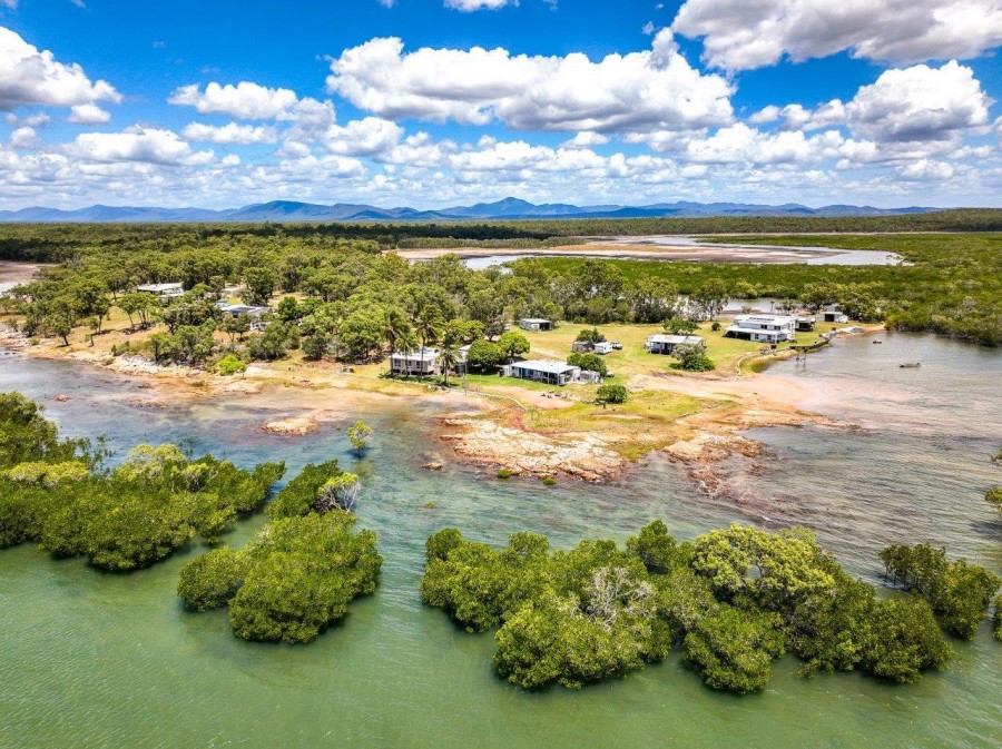 Foreshores Properties For Sale