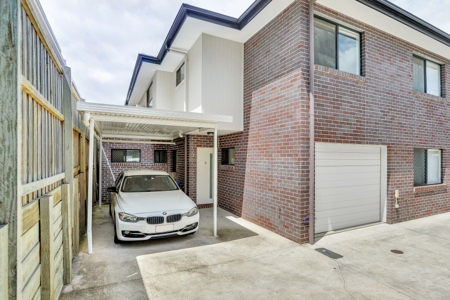 Eight Mile Plains real estate For Sale