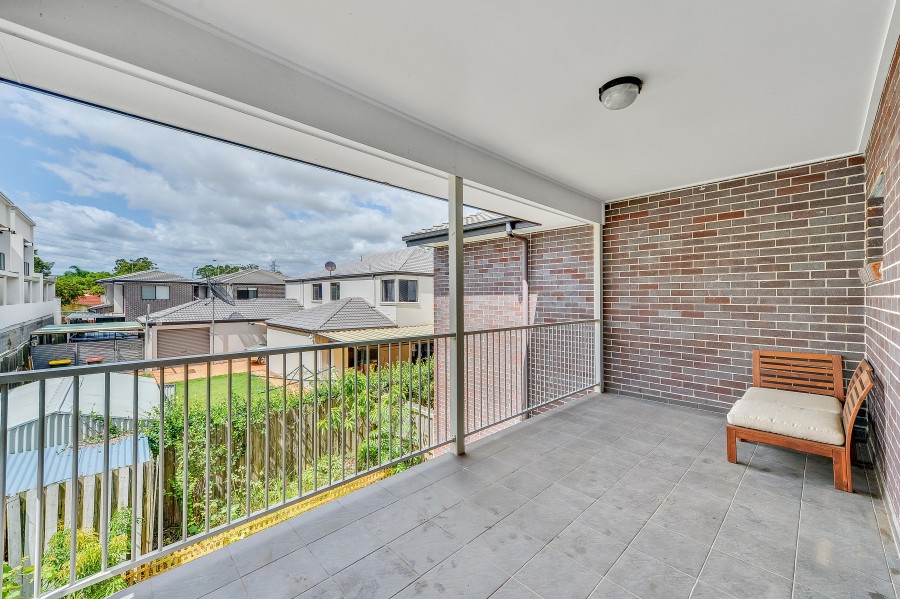 Real Estate in Eight Mile Plains