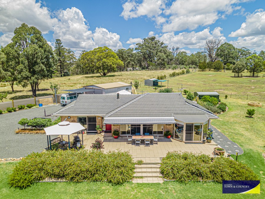34 Invergowrie Road Armidale Armidale Town Country Real Estate