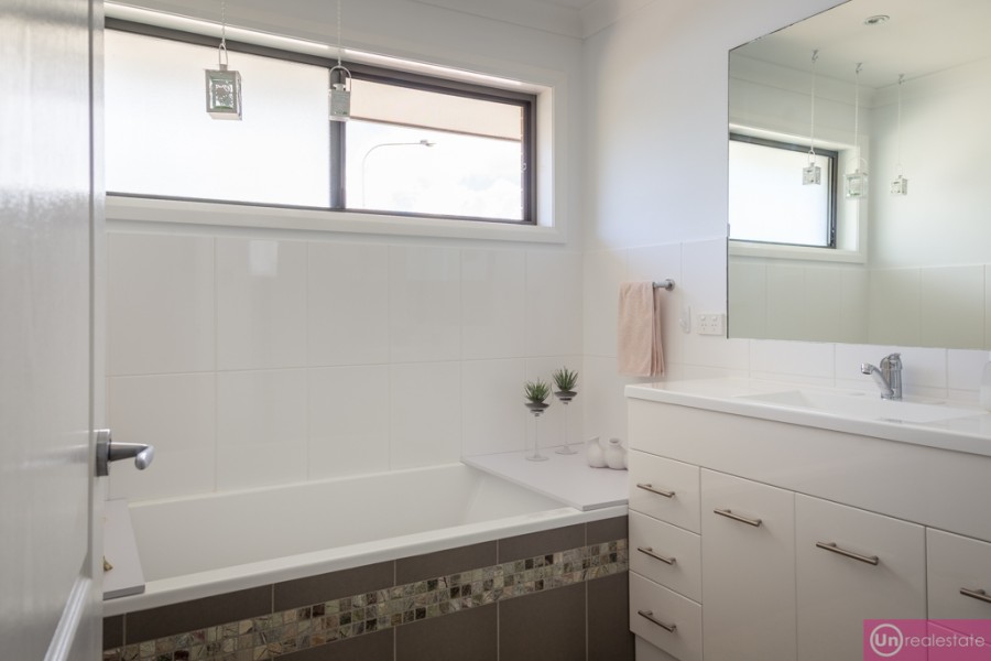 Real Estate in Bonville