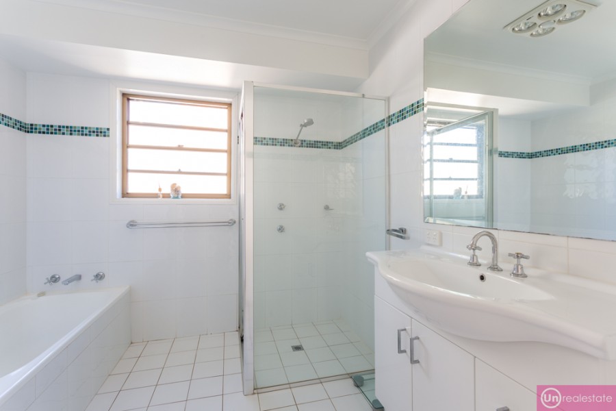 Real Estate in Boambee East