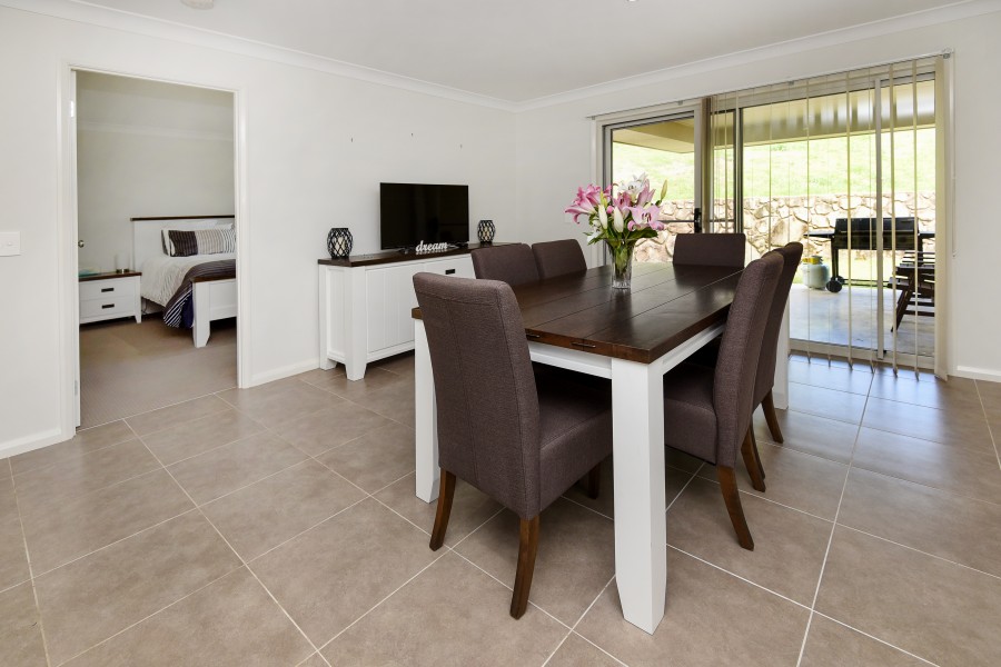 10 Illawarra Close, North Boambee Valley - Dining