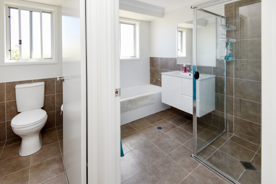 10 Illawarra Close, North Boambee Valley - Bathroo