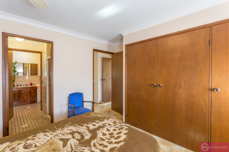 Open for inspection in Toormina