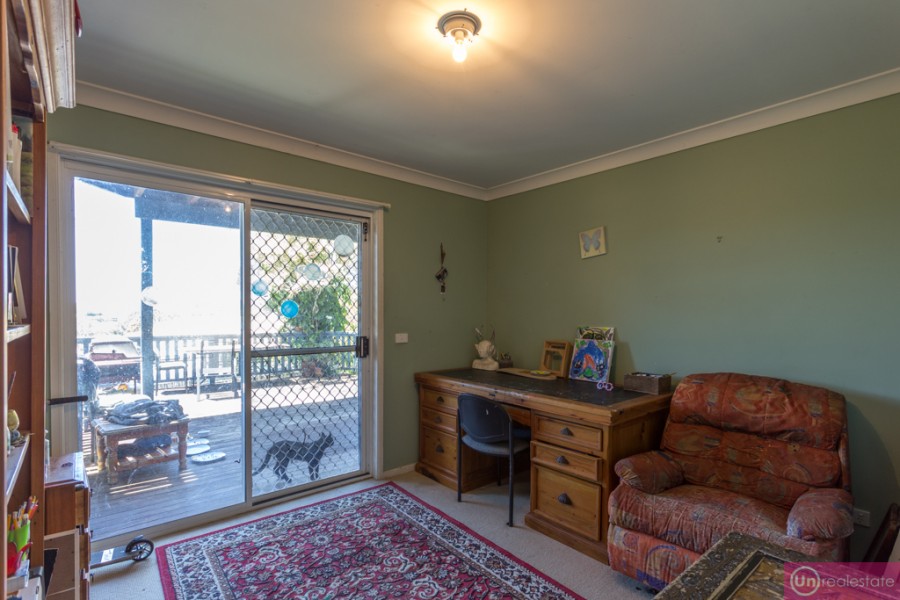 25 De Castella Drive, Boambee East - Living