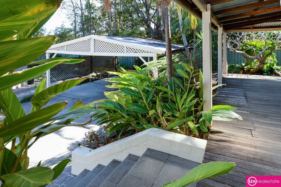 5 Daniel Court, Bonville - Exterior/carport