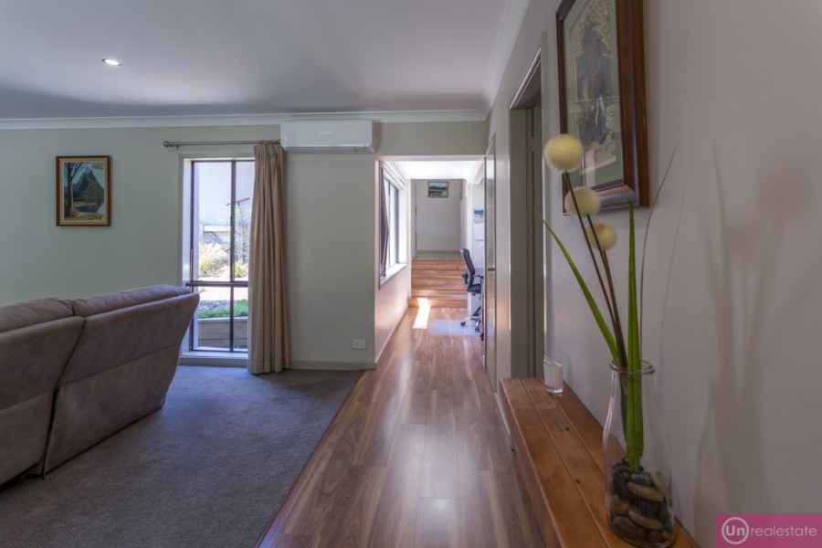 Open for inspection in Toormina