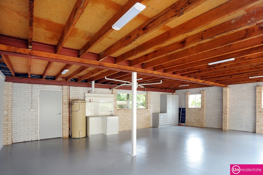 37 Sandpiper Crescent, Boambee East - Underhouse