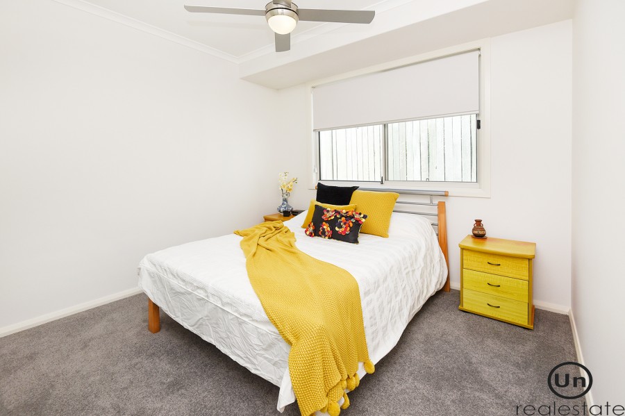 1 Daniel Court, Bonville - Bedroom
