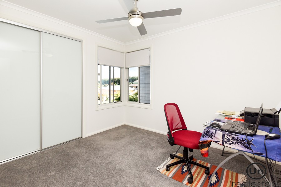 1 Daniel Court, Bonville - Study