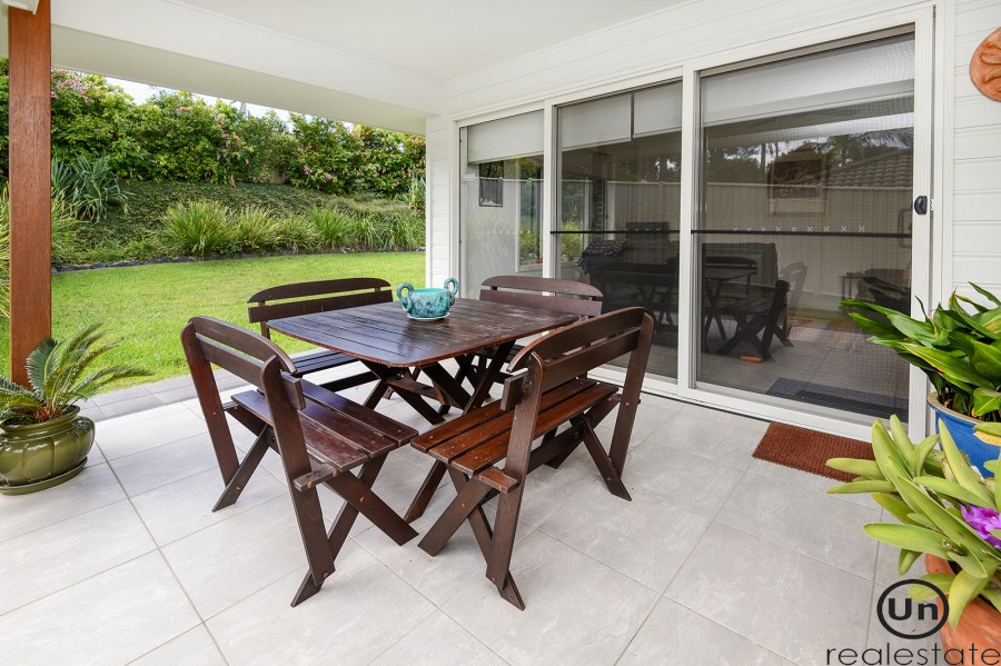 1 Daniel Court, Bonville - Alfresco