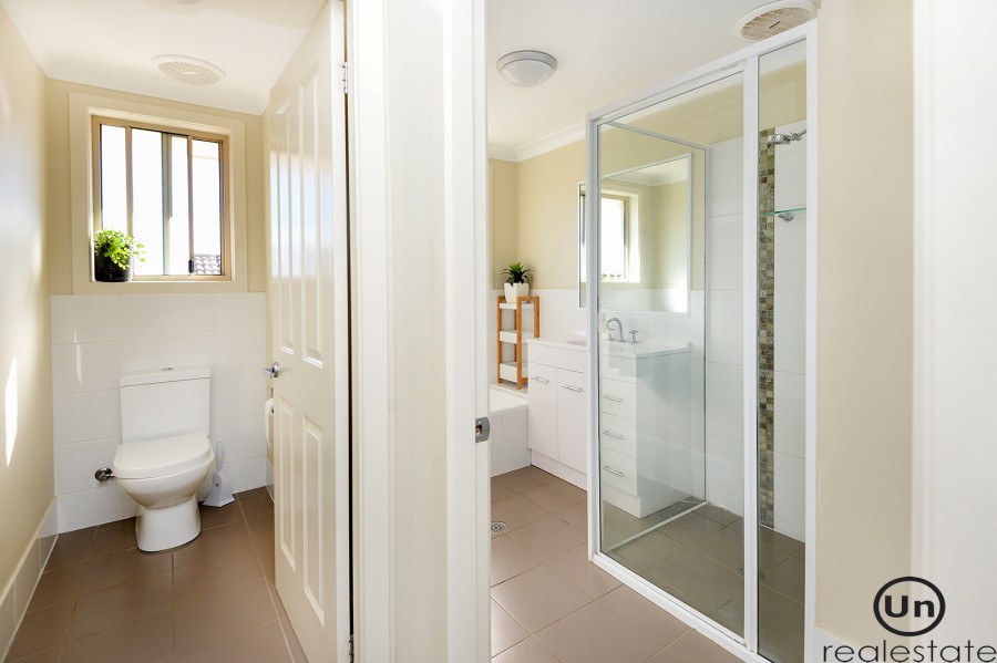 7 Jackwood Grove, Boambee East - Bathroom