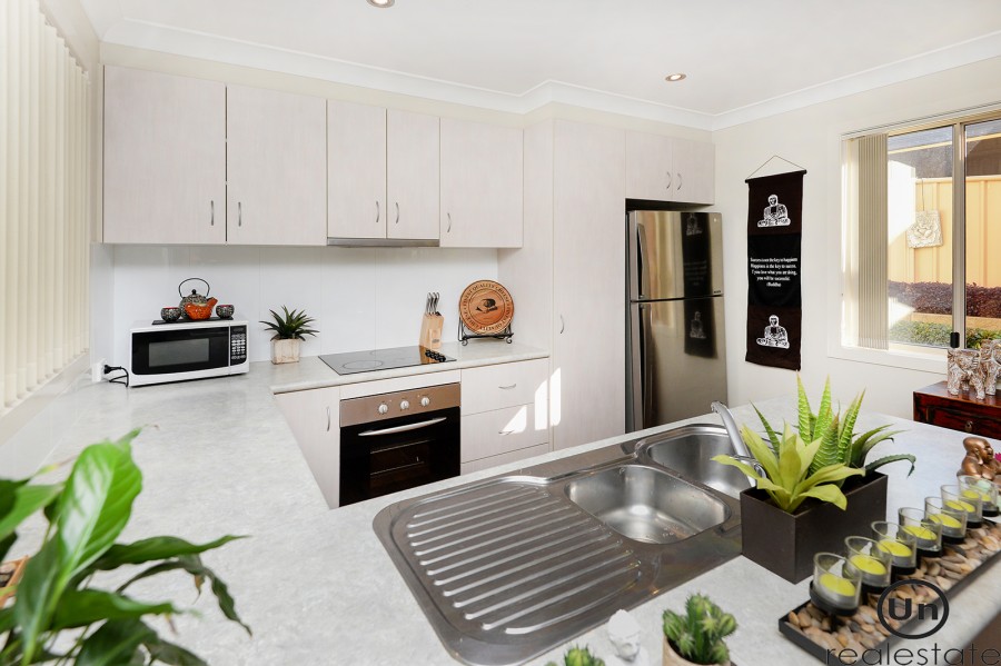 7 Jackwood Grove, Boambee East - Kitchen
