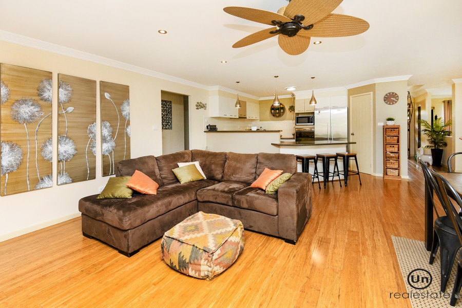 40 Worland Drive, Boambee East - lounge
