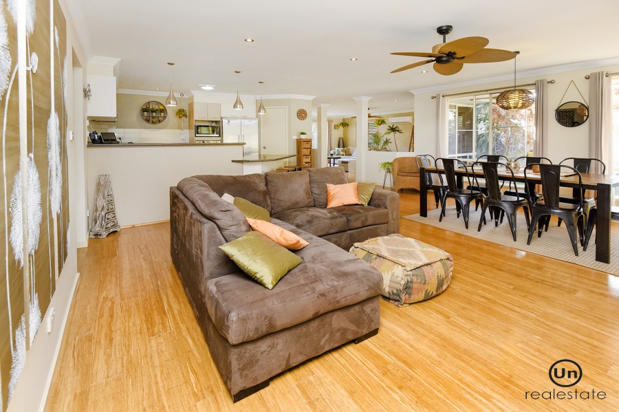 40 Worland Drive, Boambee East - Lounge