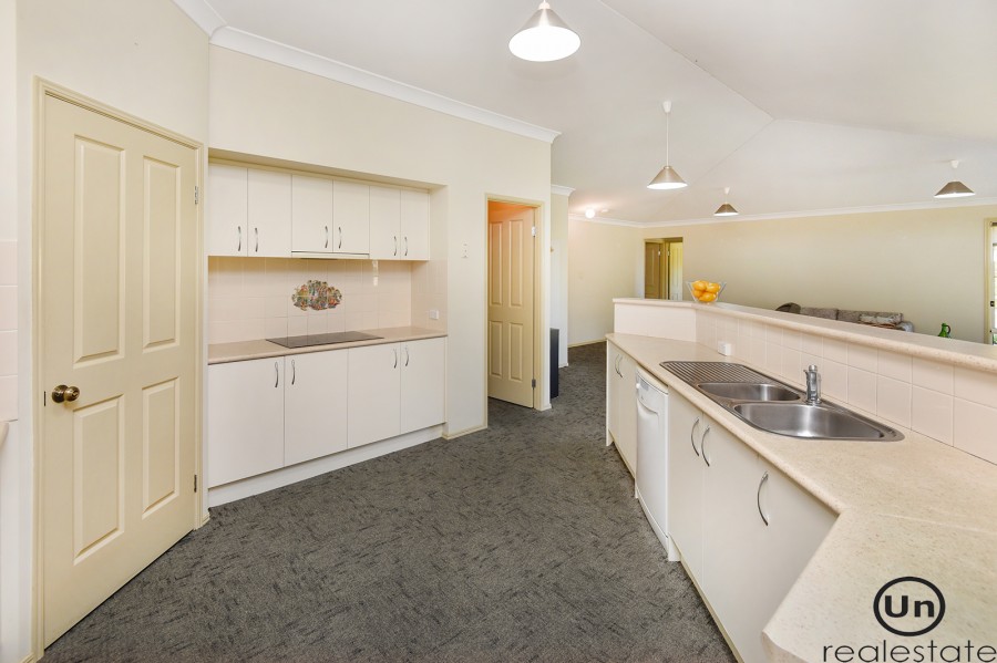 34 De Castella Drive, Boambee East - Kitchen