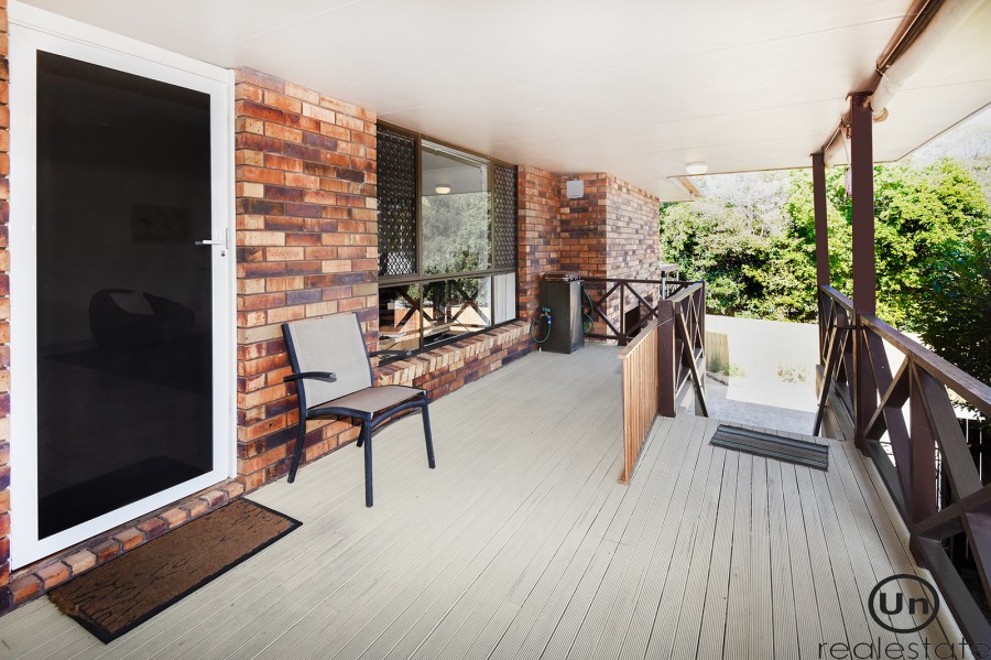 2/16 Wybalena Crescent, Toormina - Undercover fron