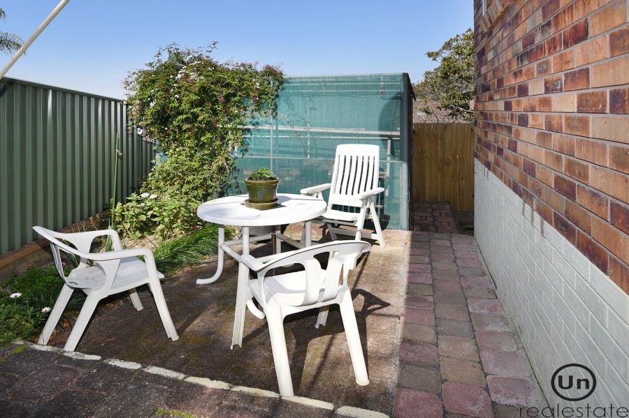 2/16 Wybalena Crescent, Toormina - Courtyard