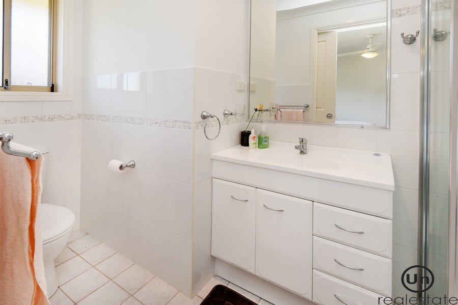 5 Rutland Street, Bonville - Bathroom