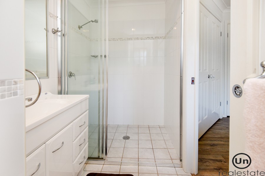5 Rutland Street, Bonville - Bathroom
