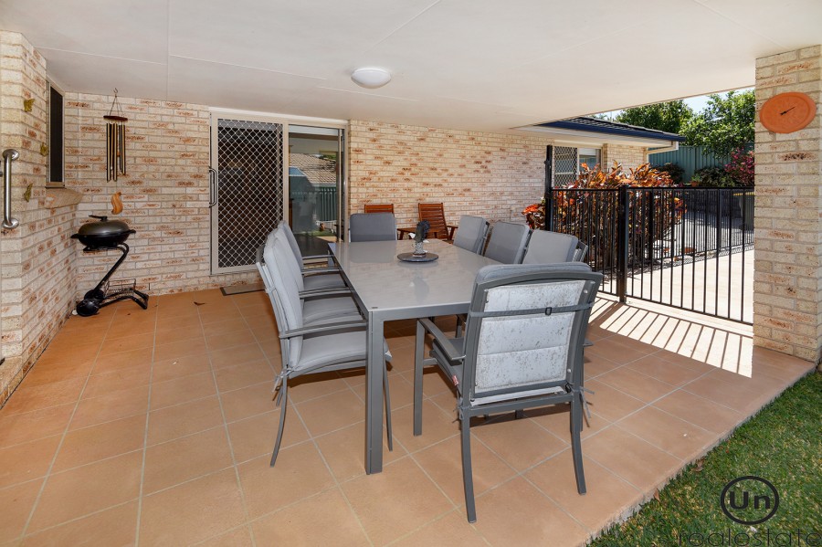 5 Rutland Street, Bonville - Outdoor undercover en