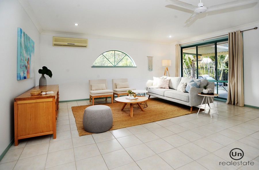 6 Kearn Close, Boambee East - Living