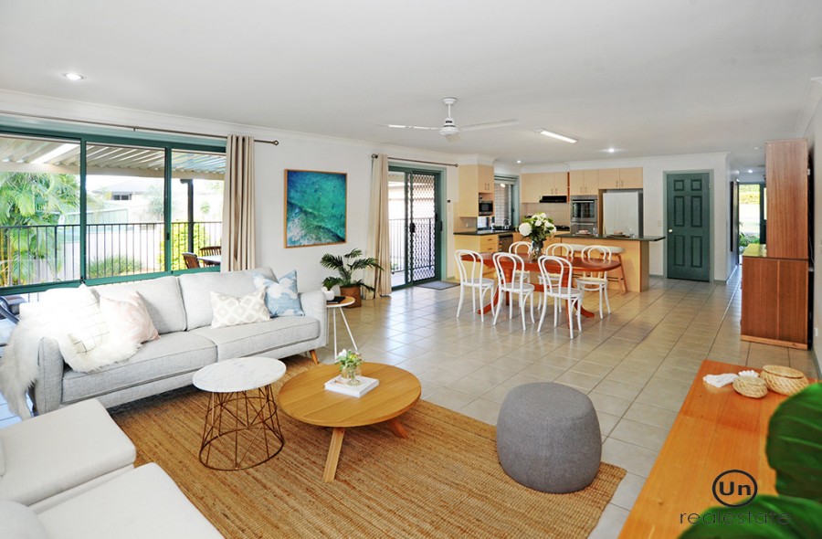 6 Kearn Close, Boambee East - Lounge