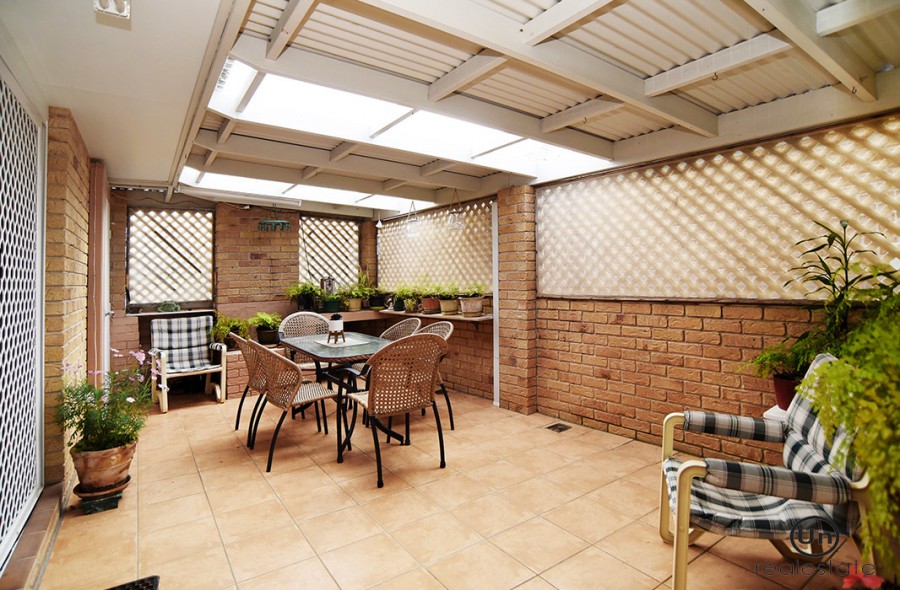 3 Strawberry Close, Woolgoolga - Undercover entert