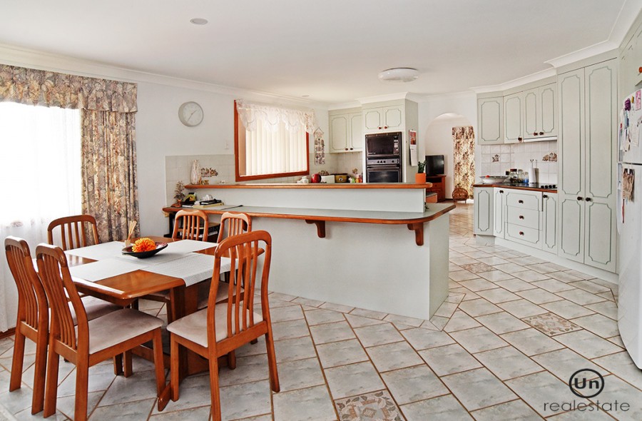 3 Strawberry Close, Woolgoolga - Dining / kitchen