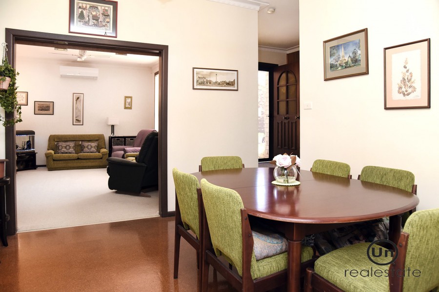 20 Gillibri Crescent, Sawtell - Dining / Lounge