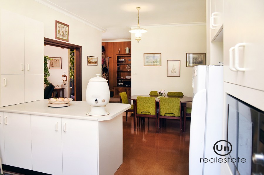 20 Gillibri Crescent, Sawtell - Kitchen / Dining