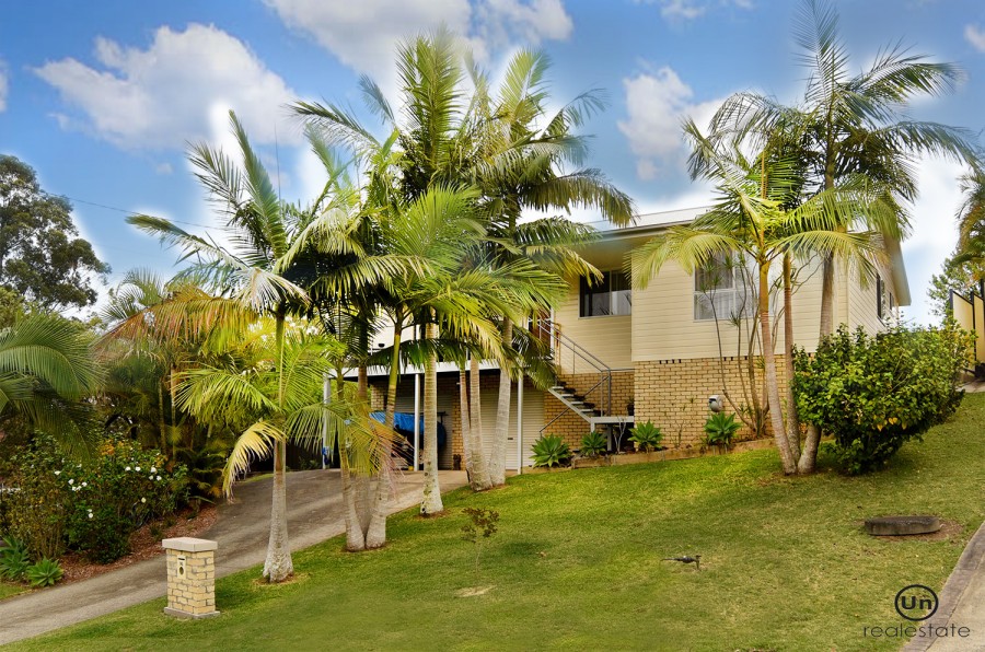 16 Crescent Street, Boambee East - Front of house