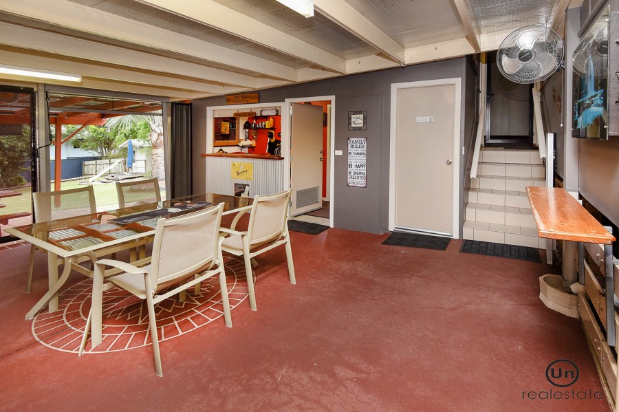 209 Sawtell Road, Toormina - Undercover entertaini