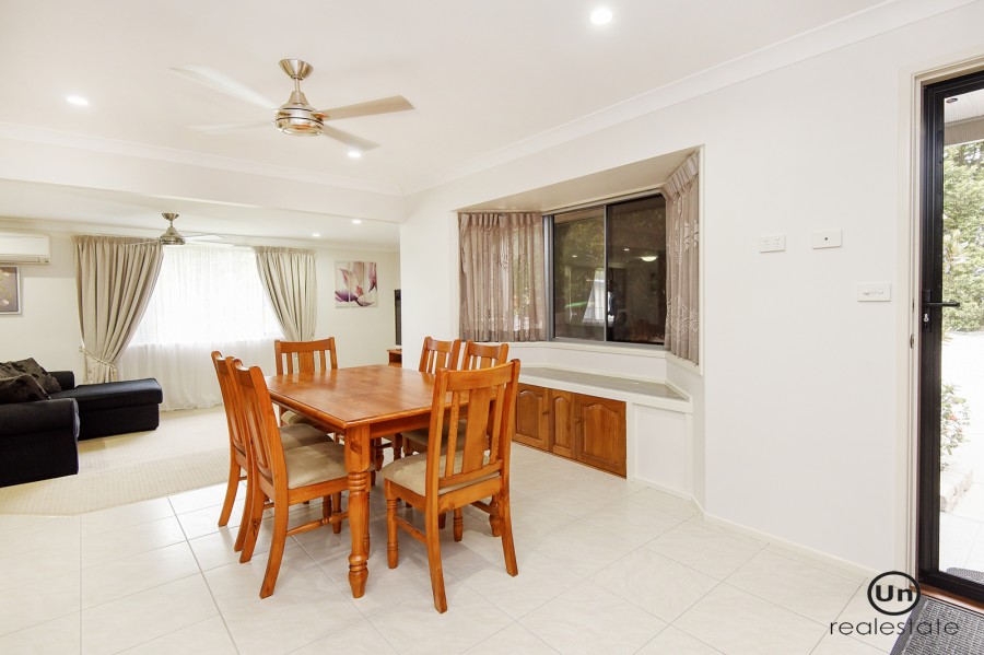 209 Sawtell Road, Toormina - Dining / living
