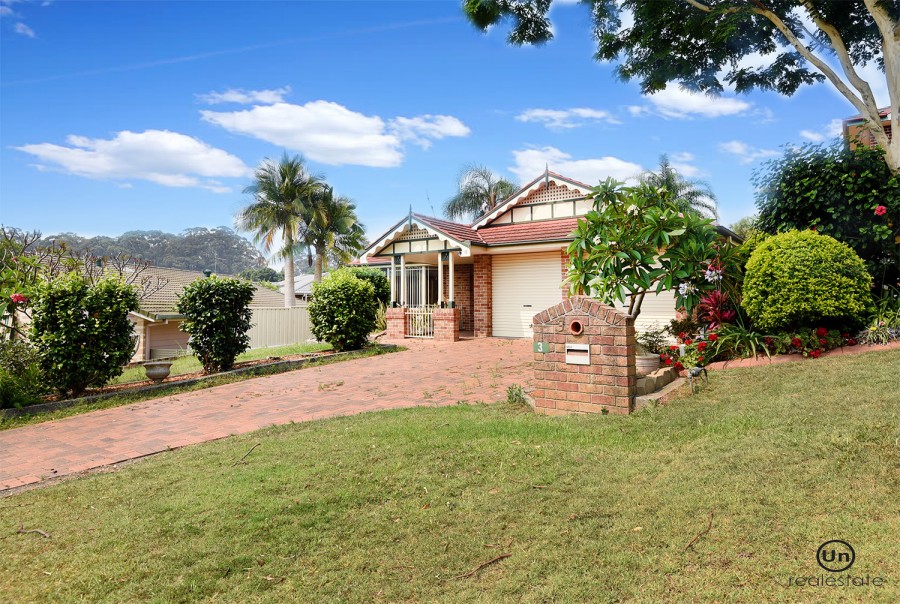 3 Cocos Palm Close, Boambee East - Front street vi