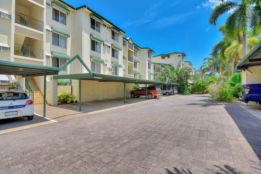 Real Estate in The Gardens