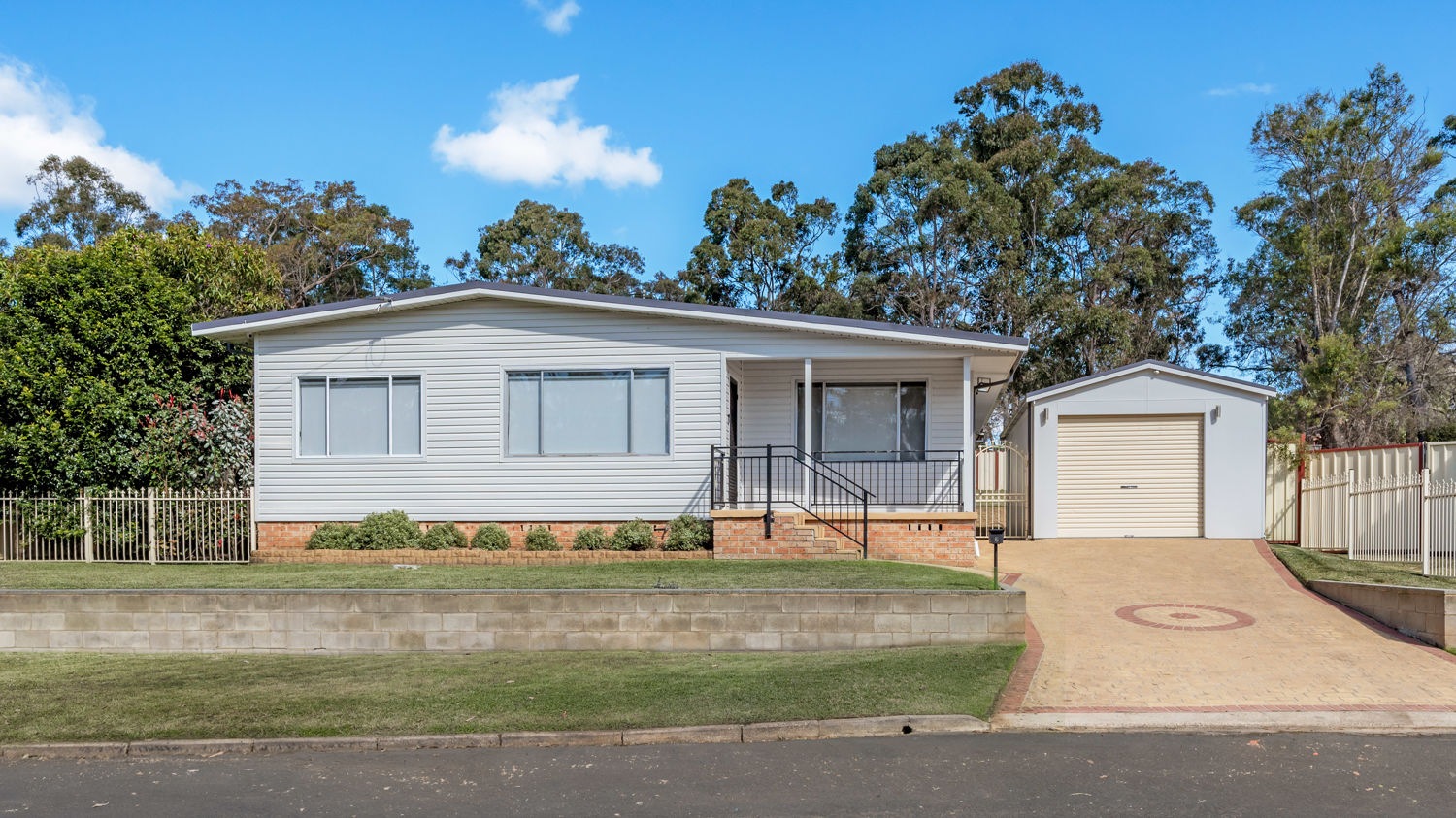 6 Street, Warragamba > Property Central