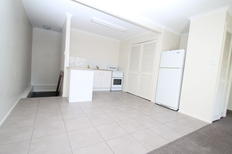 1/18 Geraldine Street, West Gladstone > RE/MAX Gold Gladstone