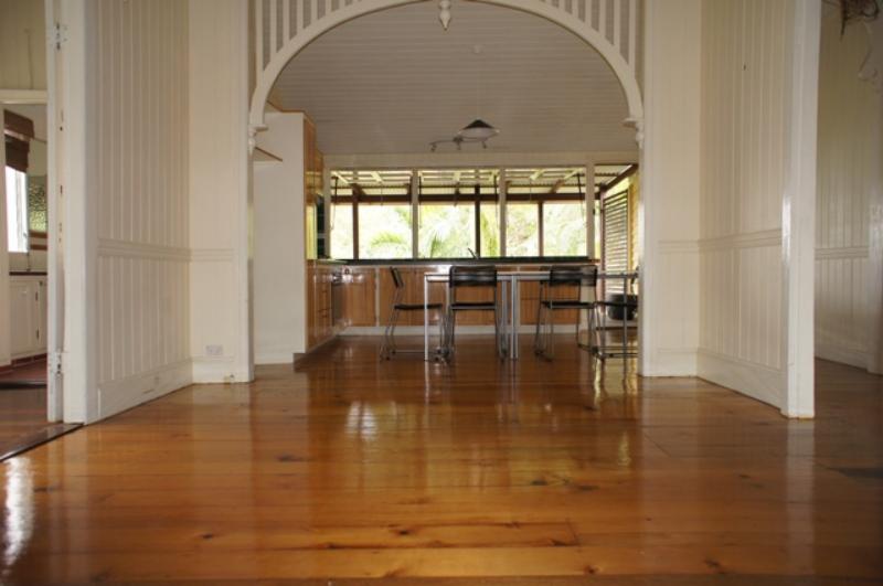 Property in Highgate Hill - $860 Per Week