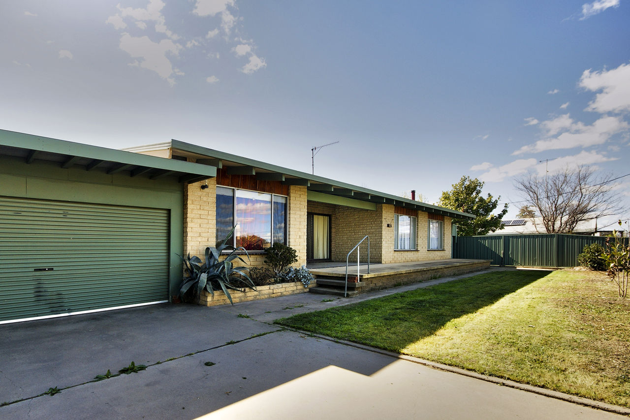 127 Russell Street, Deniliquin > Big River Real Estate