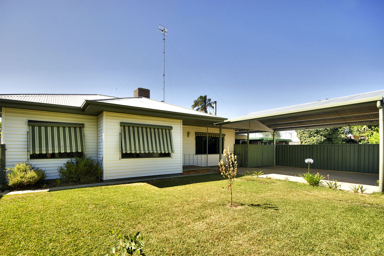 289 Noyes St, Deniliquin > Big River Real Estate
