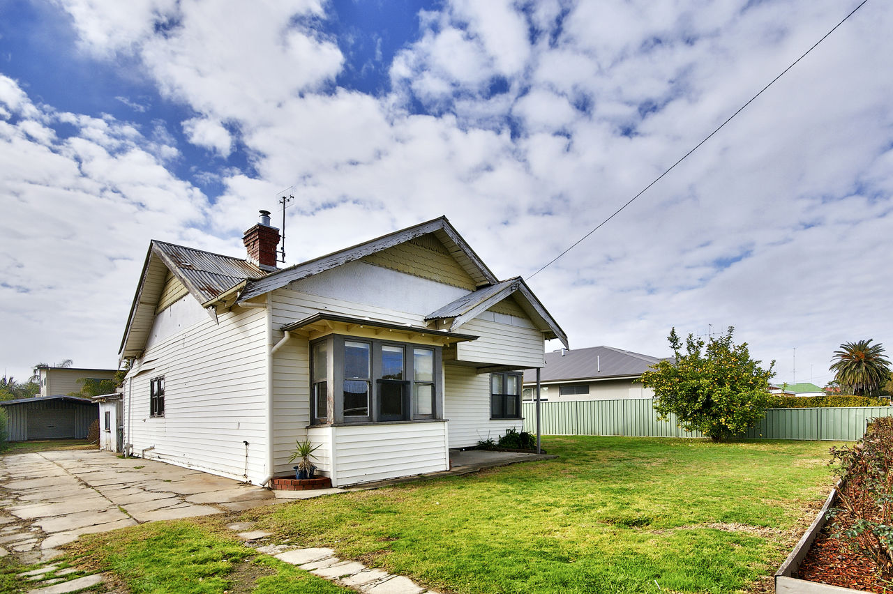 435 Cressy Street, Deniliquin > Big River Real Estate